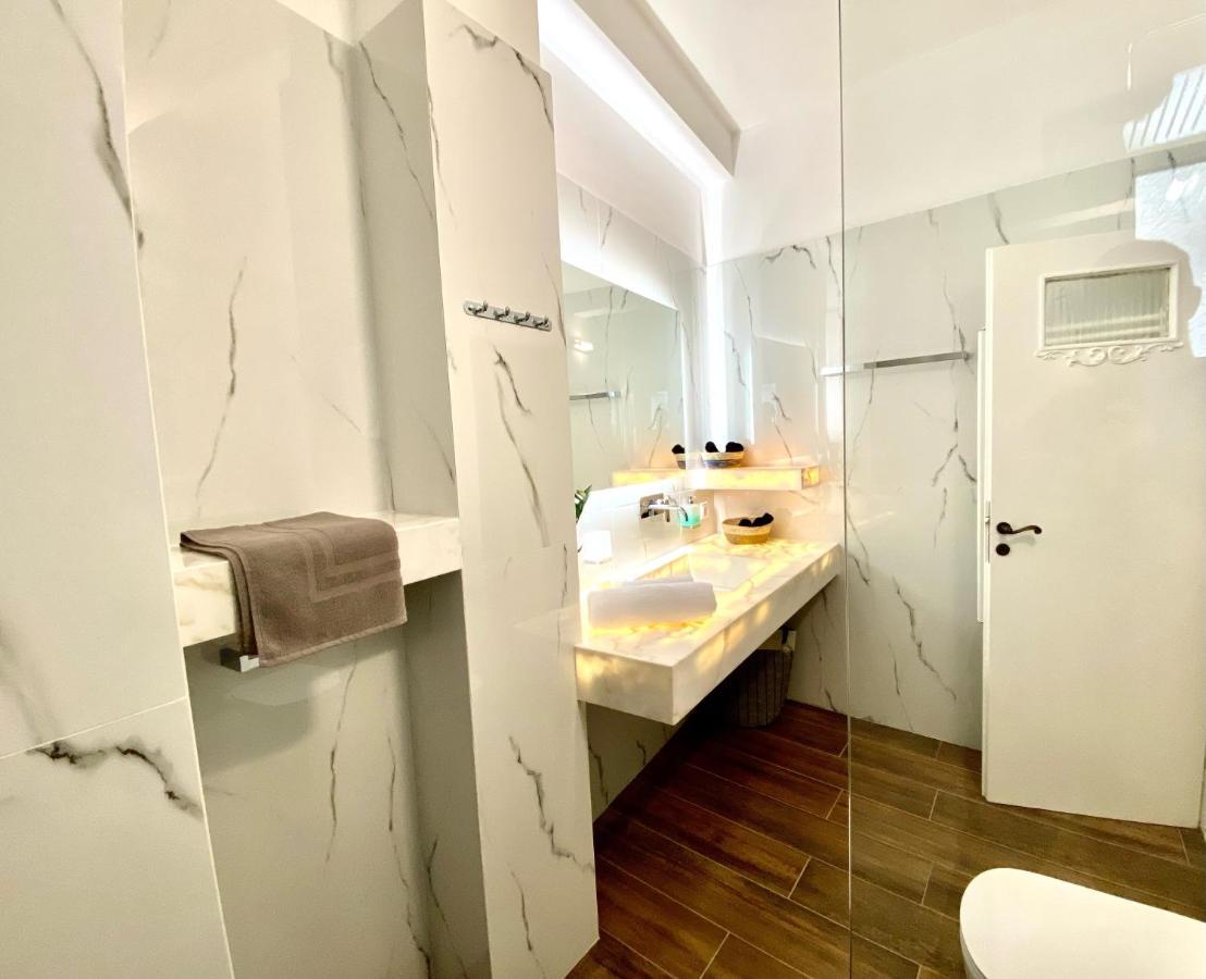 Athenian Condo Eksteriør billede